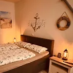 Haus Viking Mit 2 Bjorn 4 Pers Und Floki 6 Pers Mit Duene Und Garten * Büsum